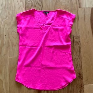 Express Gramercy Tee